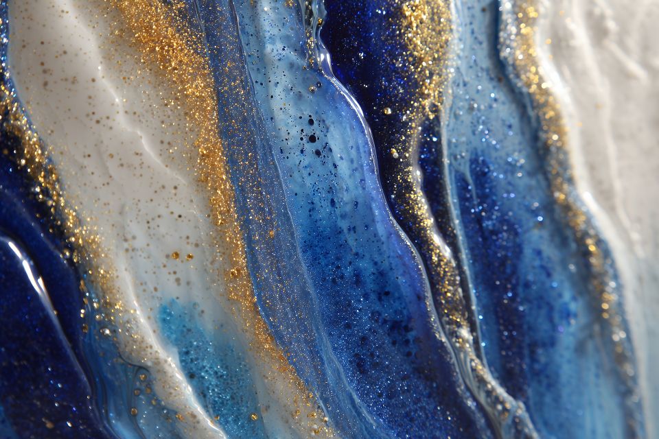 Signature Metallic Pour